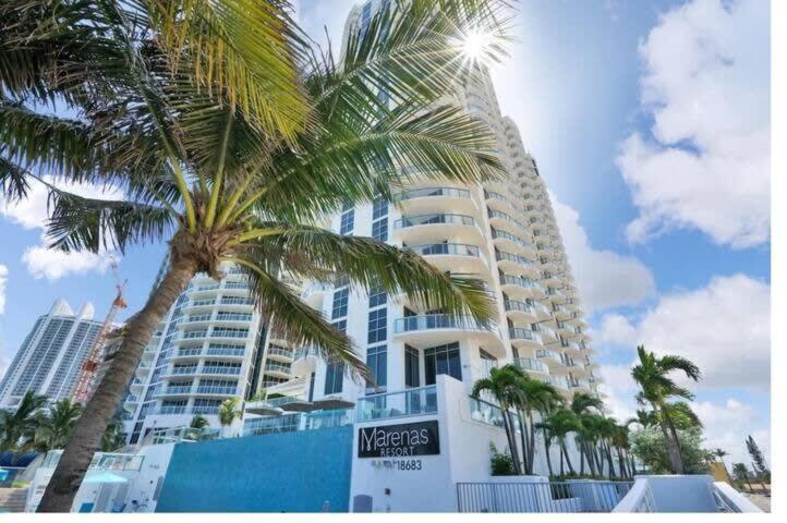 Beachfront Resort Pool Ocean View Balcony Gym Aventura Bagian luar foto